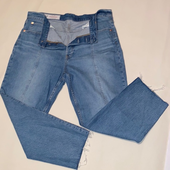 GAP Denim - Cheeky straight high-rise jeans from the gap